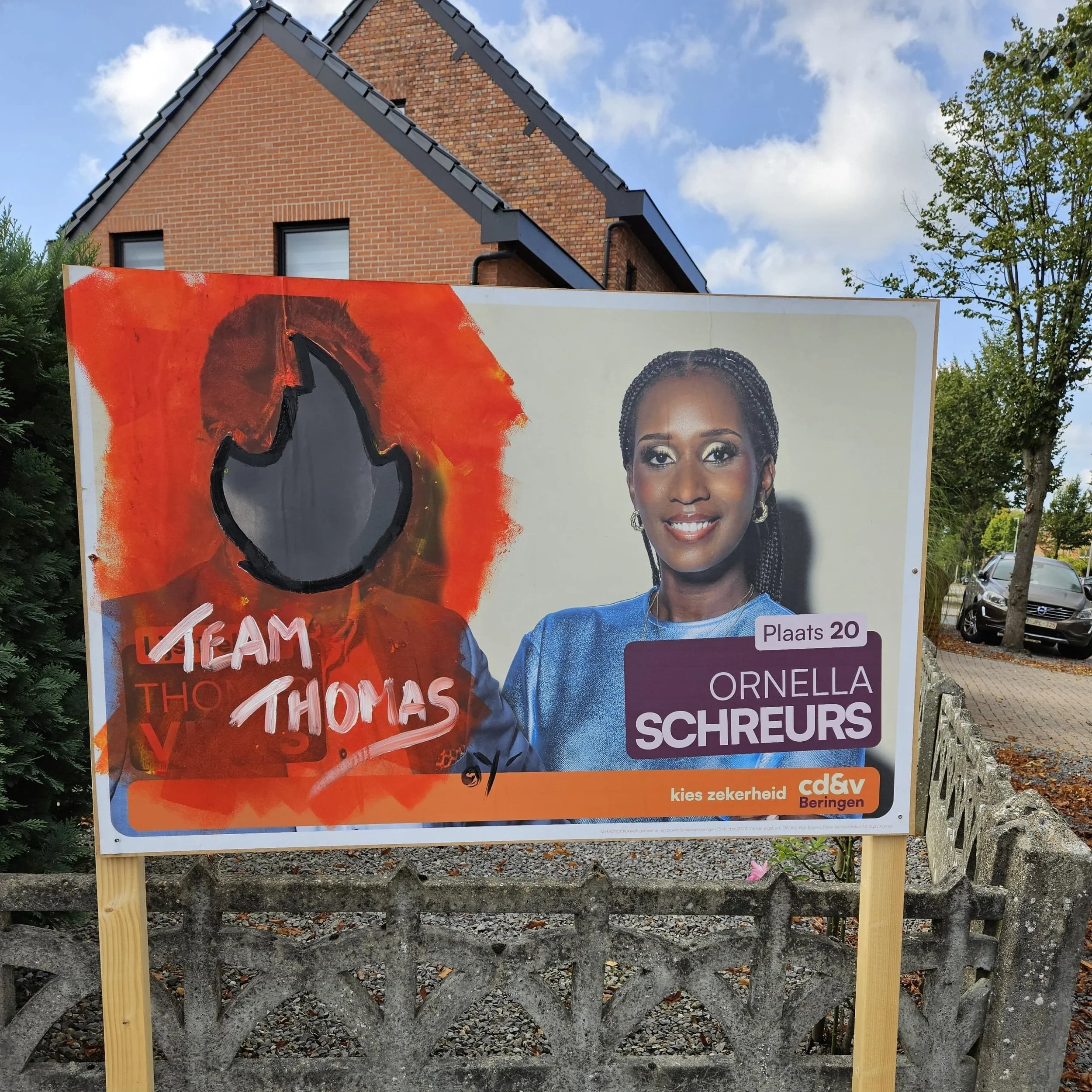 Het bord nadat het onder handen genomen werd door kandidaten Johan Oyen en Ann-Sofie Vanoverstijns